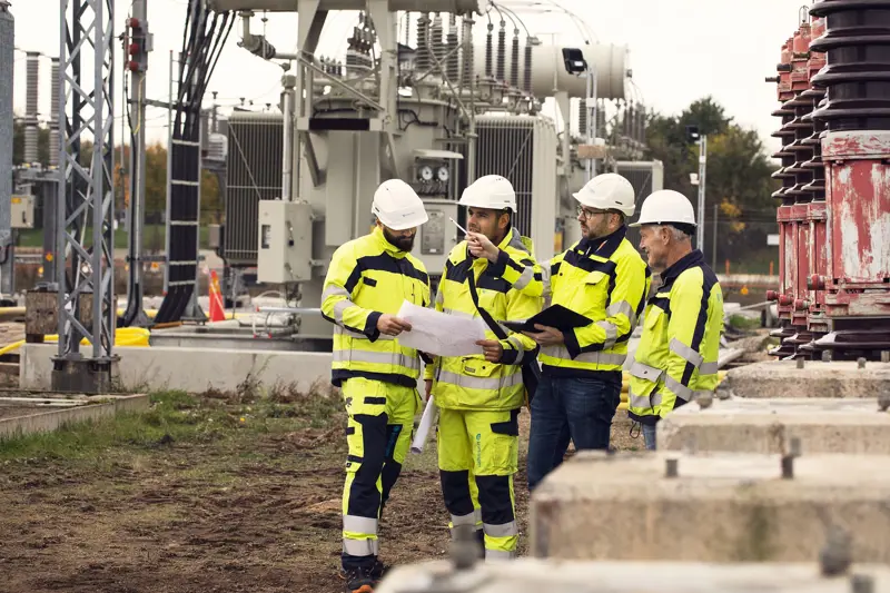 För att kunna nå de svenska klimatmålen och möta de ökade behoven på eleffekt i regionen dubblar nu Kraftringen Nät sina investeringar i det lokala elnätet. Fram till 2030 ska 3,5 miljarder kronor investeras för att bygga ut och framtidssäkra elnätet. Allt för att möjliggöra energiomställningen och för att Skåne ska kunna fortsätta att vara en attraktiv, expansiv och innovativ region.